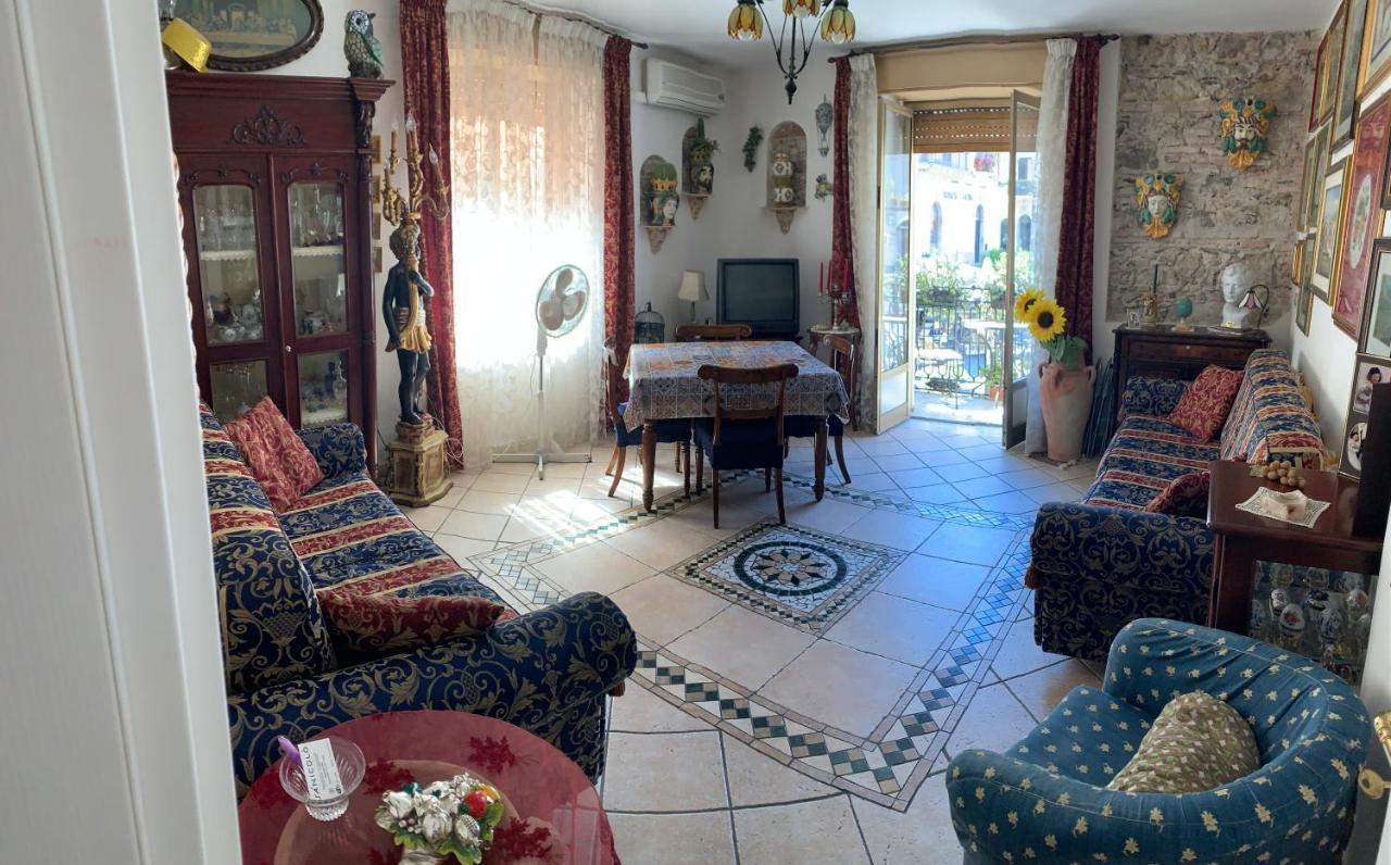 Apartament Casa Antica Savoia Taormina Zewnętrze zdjęcie